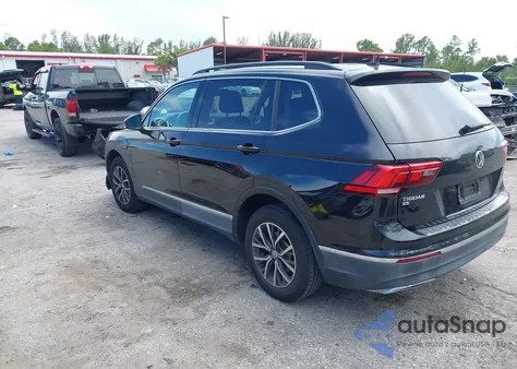 2020 Volkswagen Tiguan 2.0T Se/2.0T Se R-Line Black/2.0T Sel z USA, uszkodzony, nr VIN 3VV3B7AX2LM112829